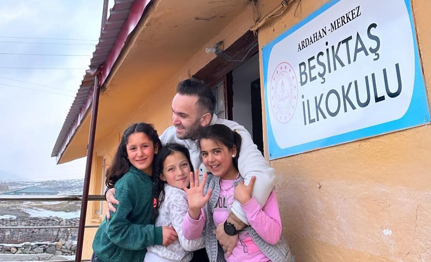 Kars ve Ardahan’daki Çocuklara HRup’tan Sıcak Bir Dokunuş